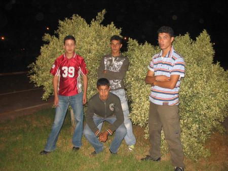 Moi  et  nafi3 et yassine et biya